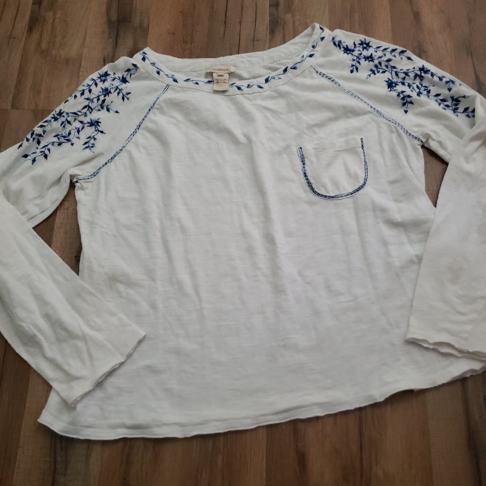 Sundance Catalog white long sleeve t shirt with blue floral embroidered sz L